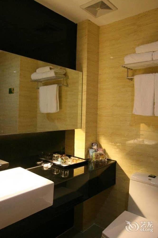 Bella Ingenious Hotel Dongying Exterior photo